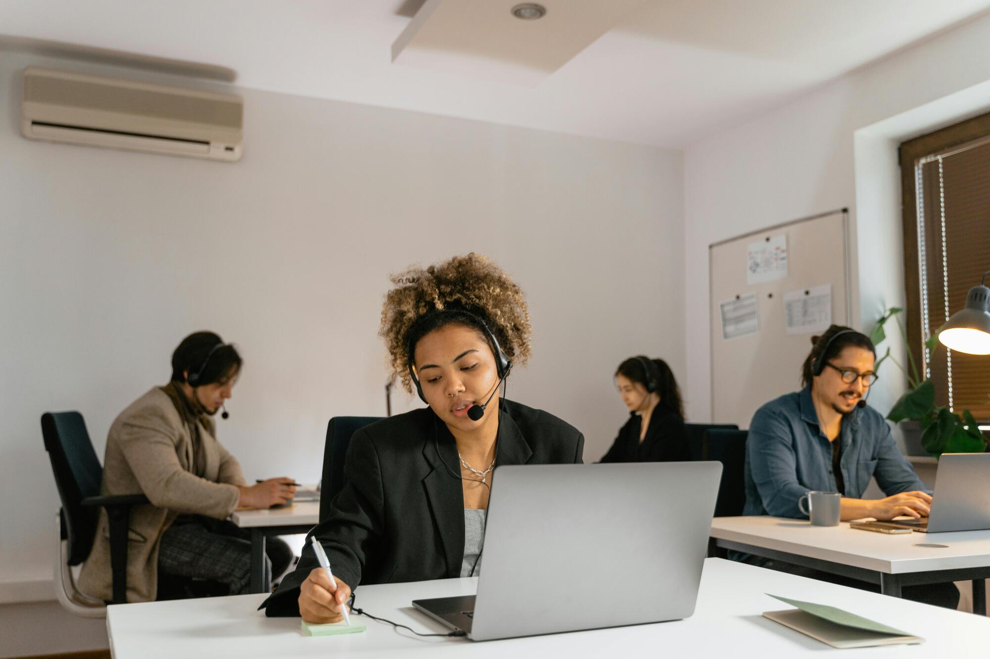 Scalable Call Center Solutions That Flex With Demand